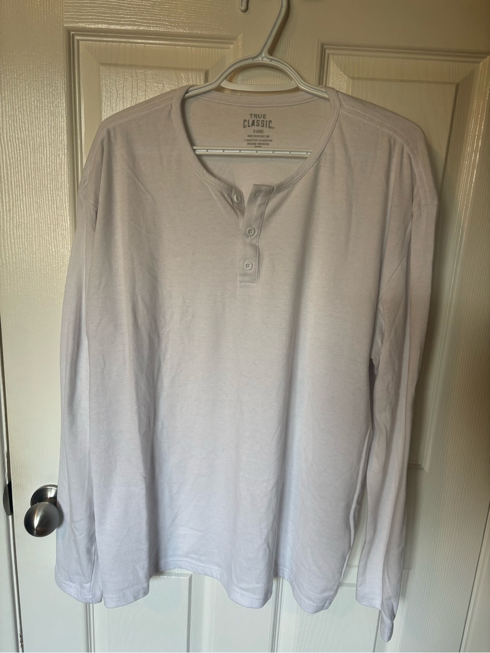 True Classic Men's Long Sleeve Henley in Light Gray